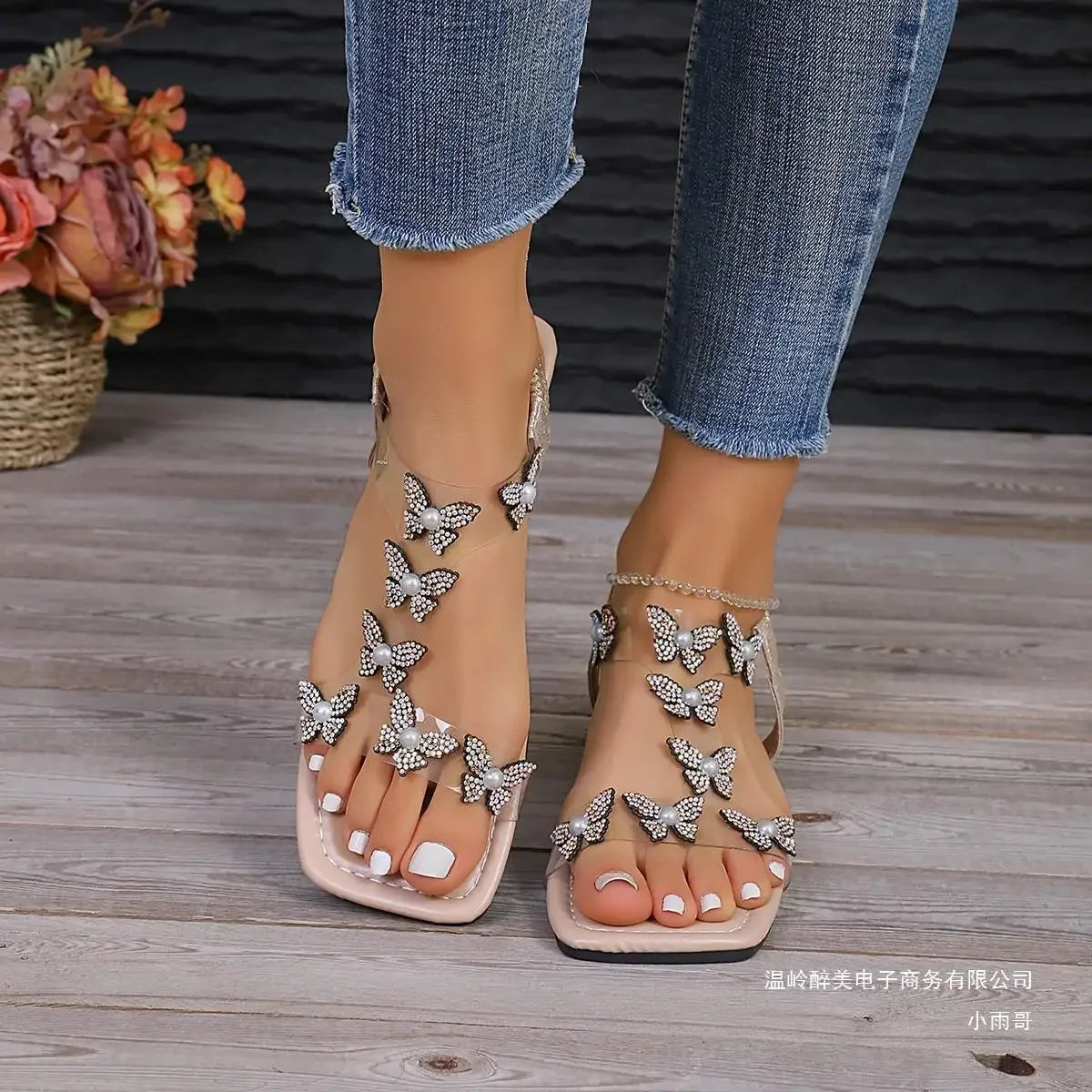 Rhinestone Butterfly Sandals Women New Summer Fashion Large Size Lightweight Slippers Banquet Party Vacation Beach Casual Shoes