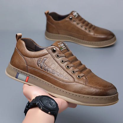 Hot Sale Mens Casual Leather Shoes Comfortable Anti-Slip Outdoor Skate Shoes Versatile Man Sneakers Retro Leisure Walk Footwear